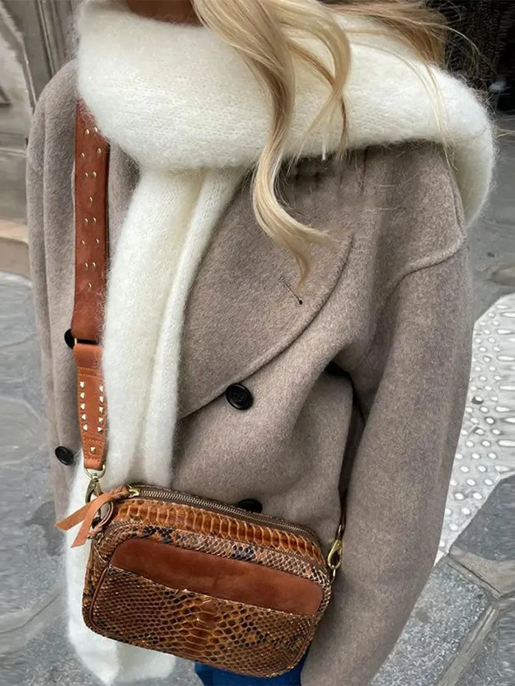 Adelaide - Effortlessly Stylish & Cozy Woman's jacket