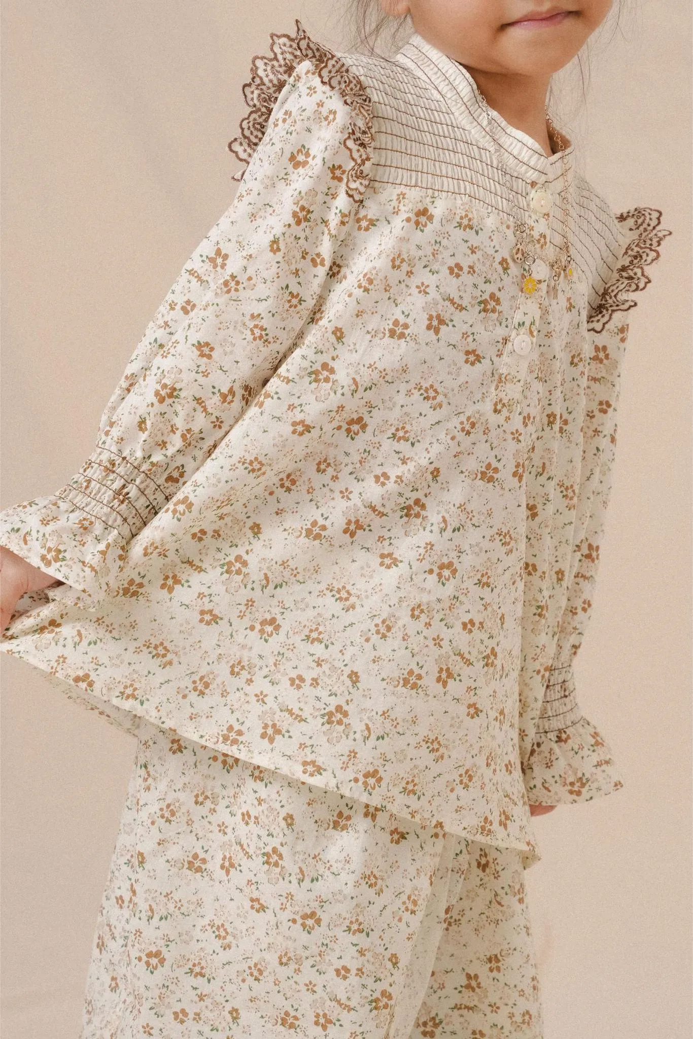 ALIYA KURUNG IN BROWN FLORAL