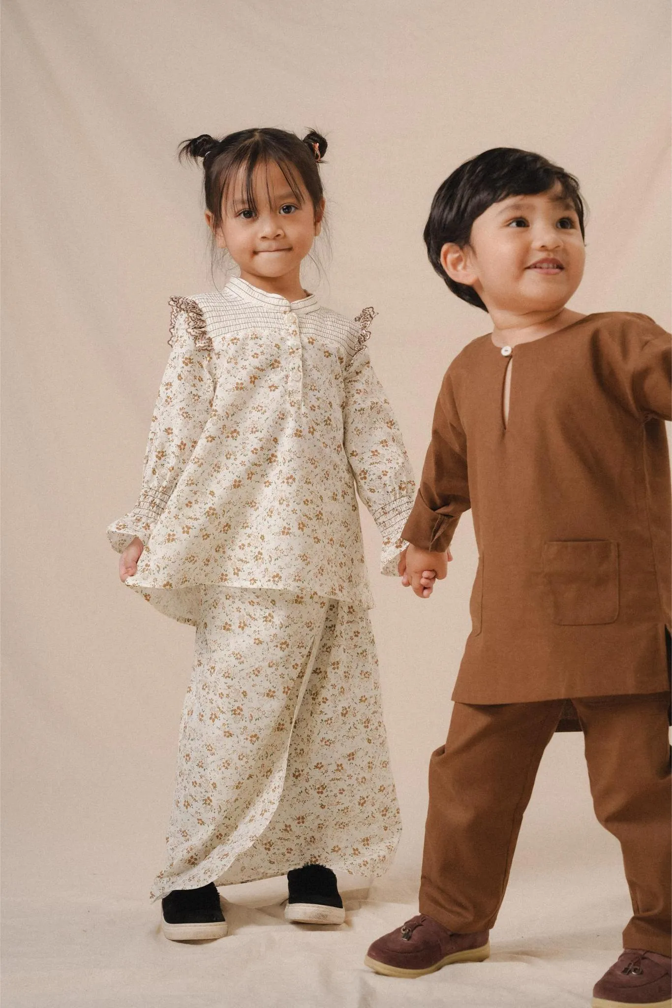 ALIYA KURUNG IN BROWN FLORAL