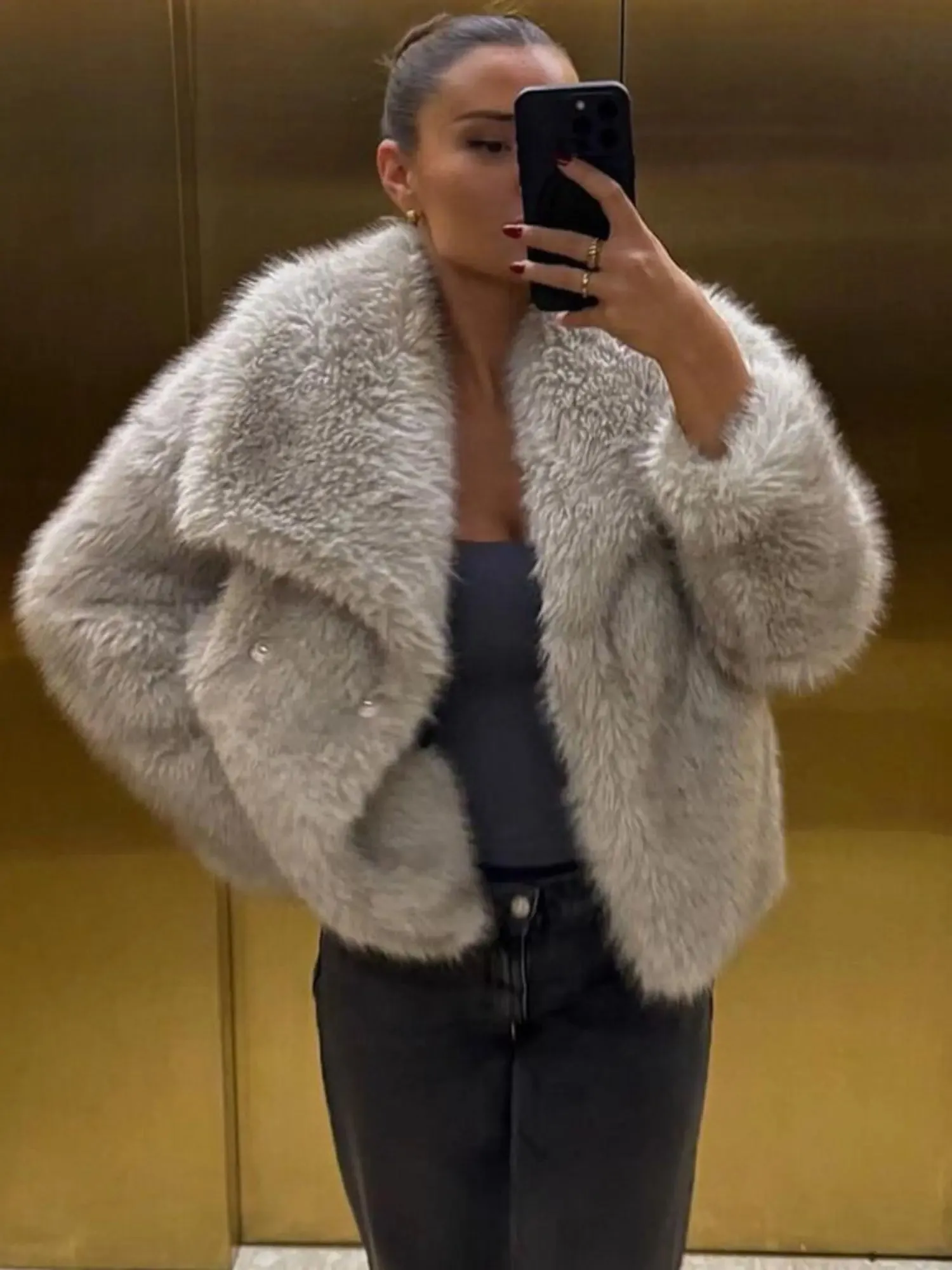 Audrey - Bold & Elegant Plush Fur Woman's Jacket
