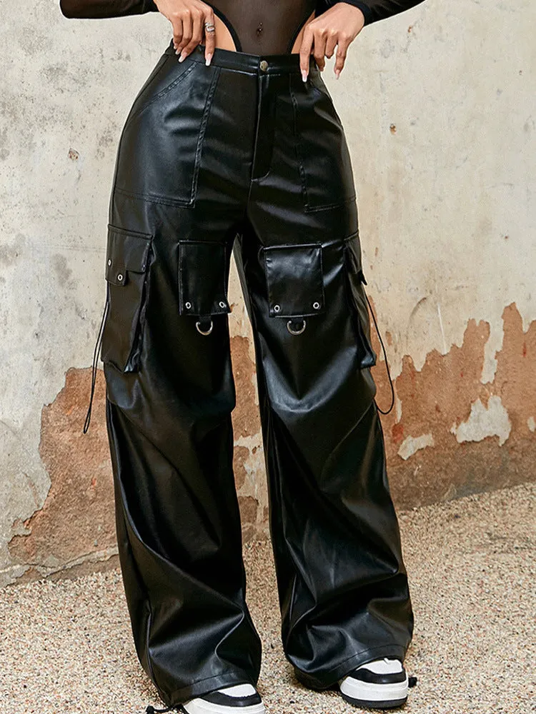Daring Urban Utility High-Waisted Cargo Pants with Functional Edge