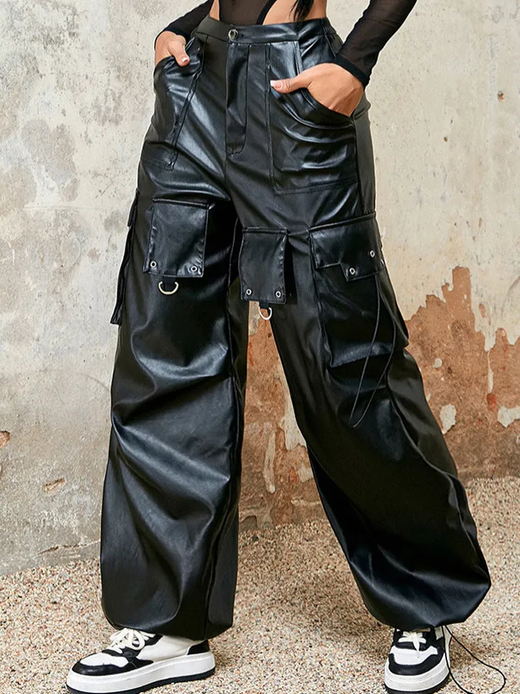 Daring Urban Utility High-Waisted Cargo Pants with Functional Edge