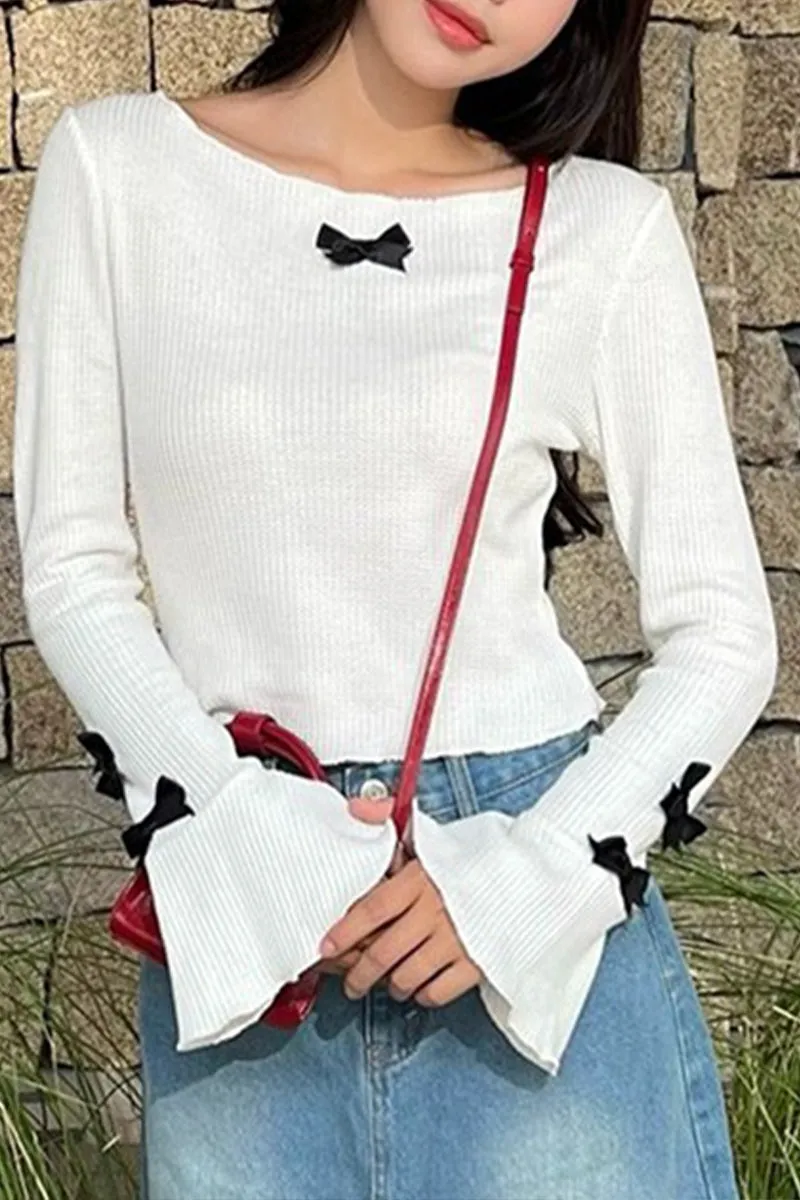 HTR1033 Bow Accent Flared Sleeve Top
