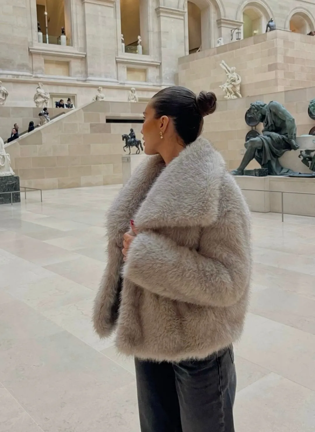 Merryn - Soft and Cozy Woman's Fur Coat