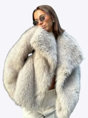 Merryn - Soft and Cozy Woman's Fur Coat