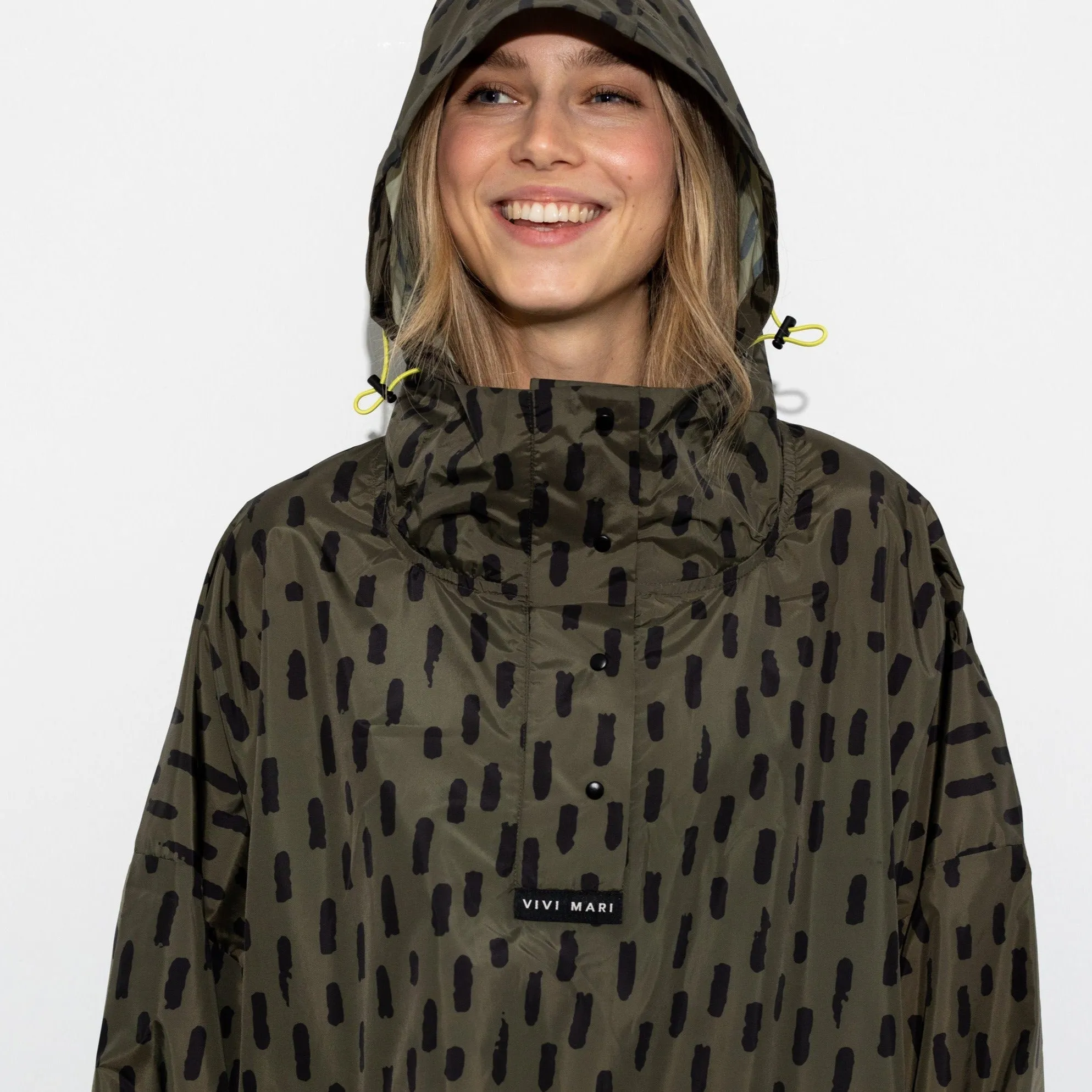 Raincoat drops olive/black
