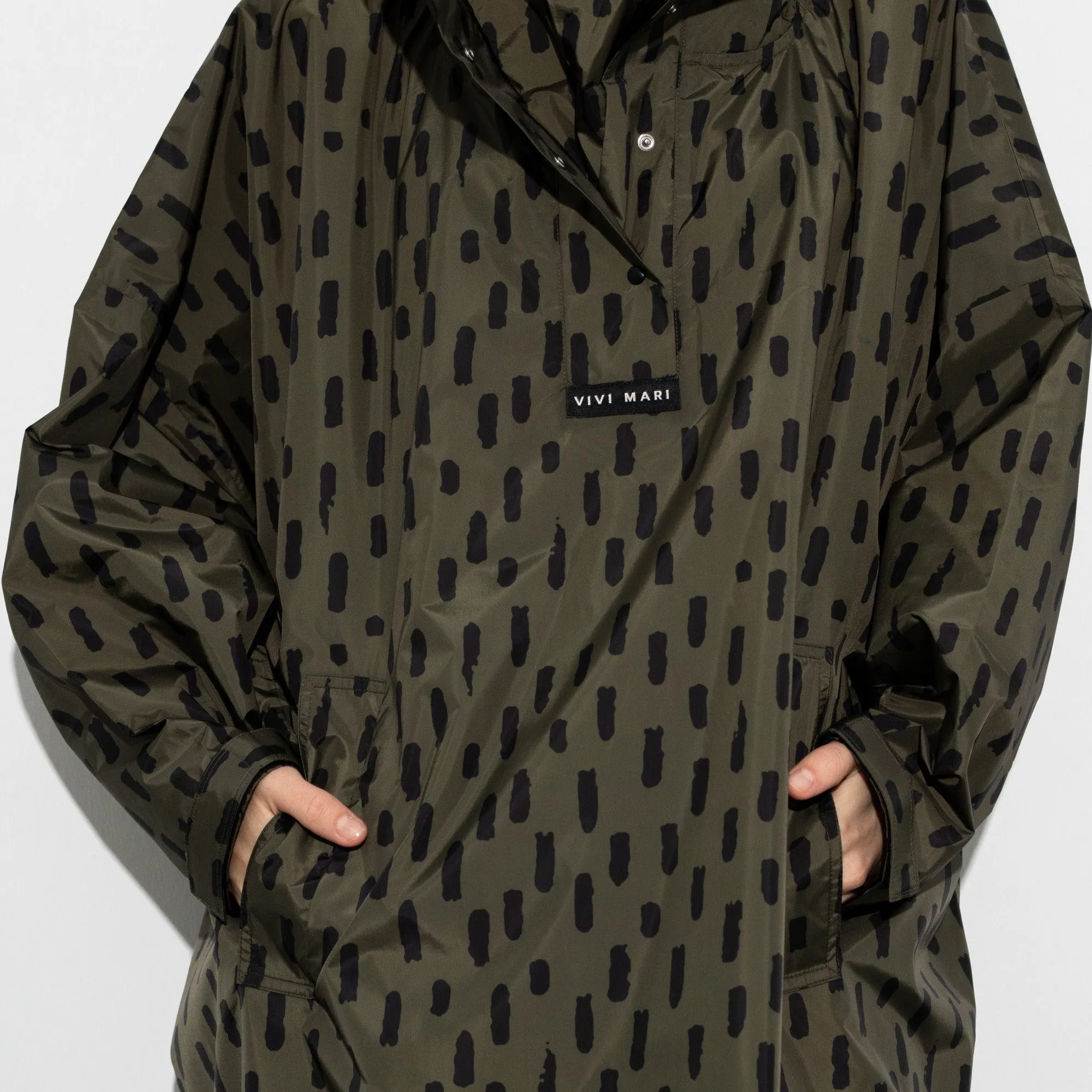 Raincoat drops olive/black