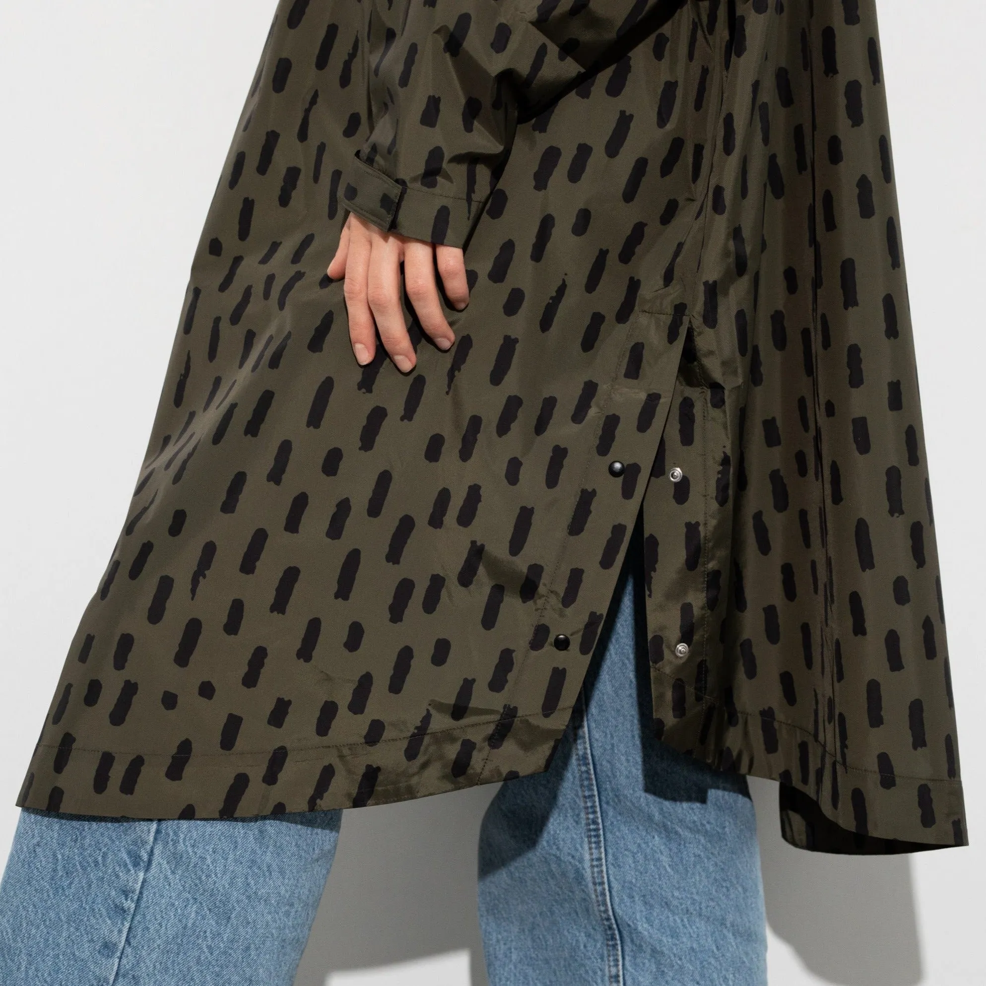 Raincoat drops olive/black
