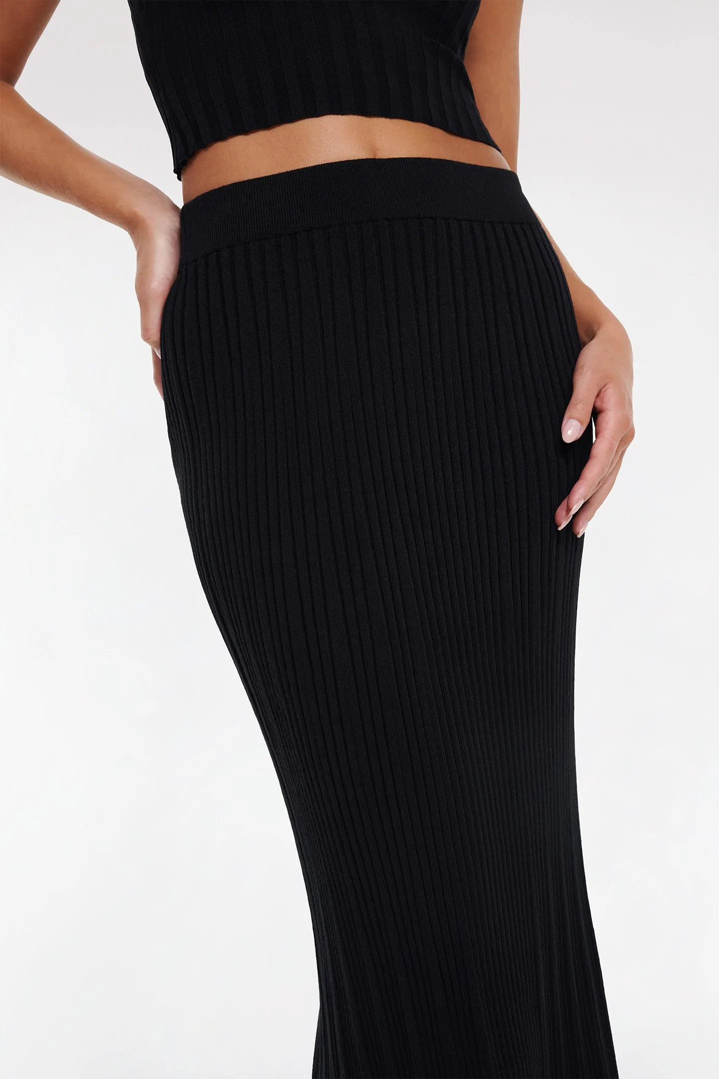 RIB MIDI SKIRT