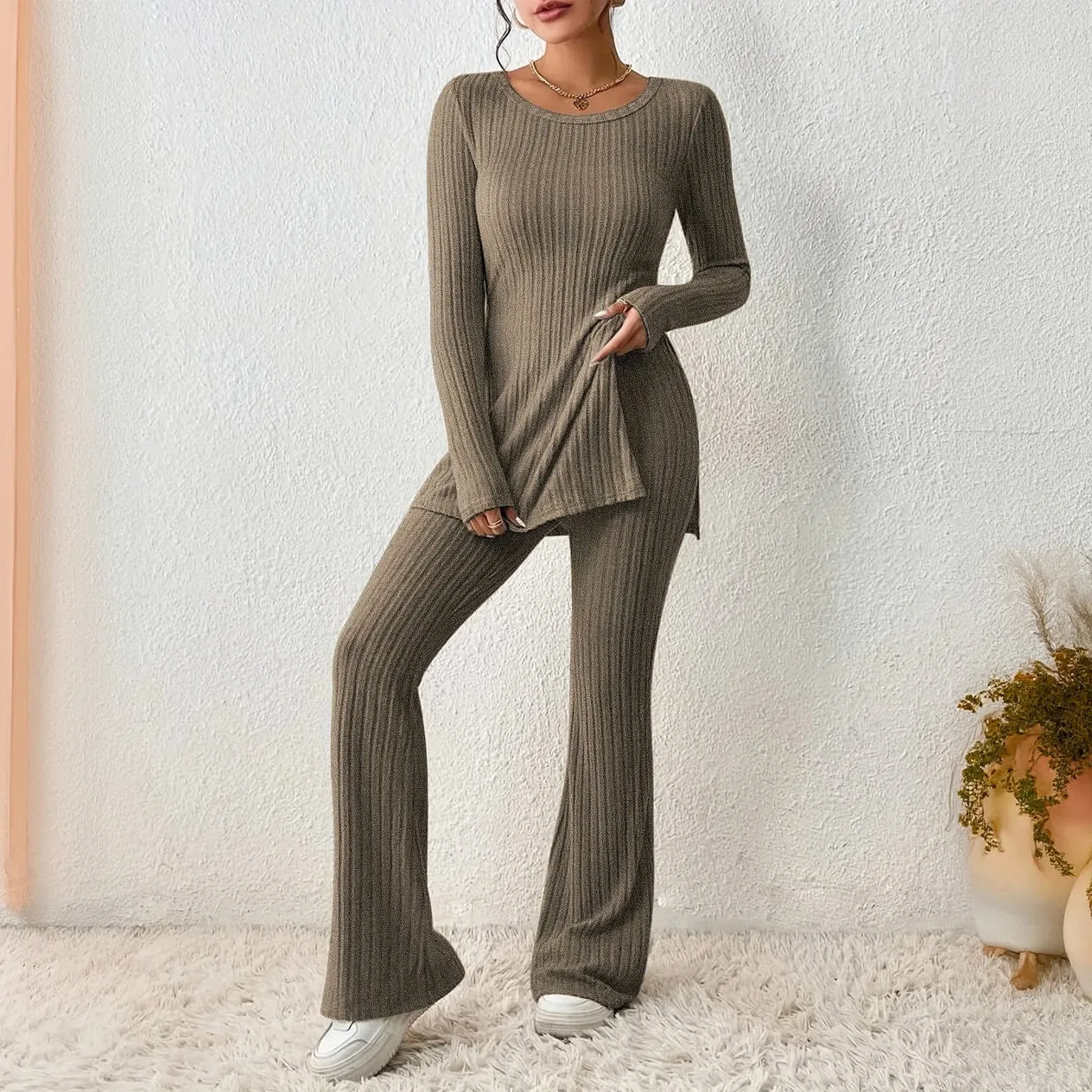 Sleek Two-Piece Activewear Set