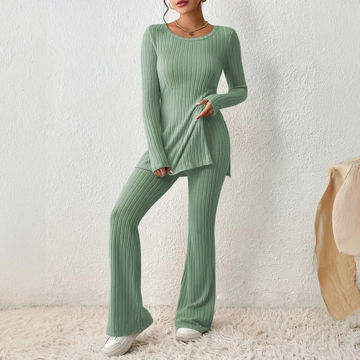 Sleek Two-Piece Activewear Set
