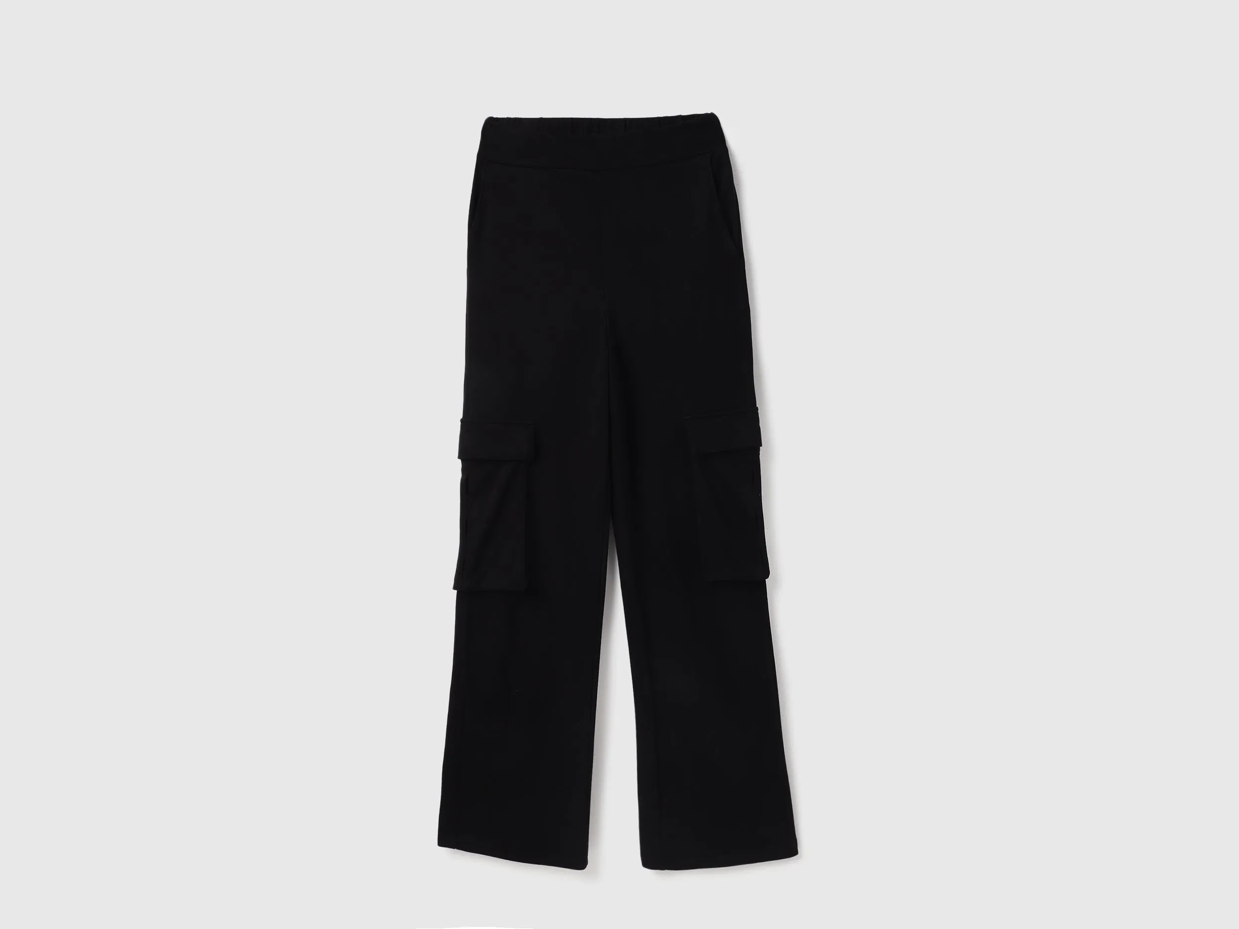 Solid Straight Fit Cargo Pants