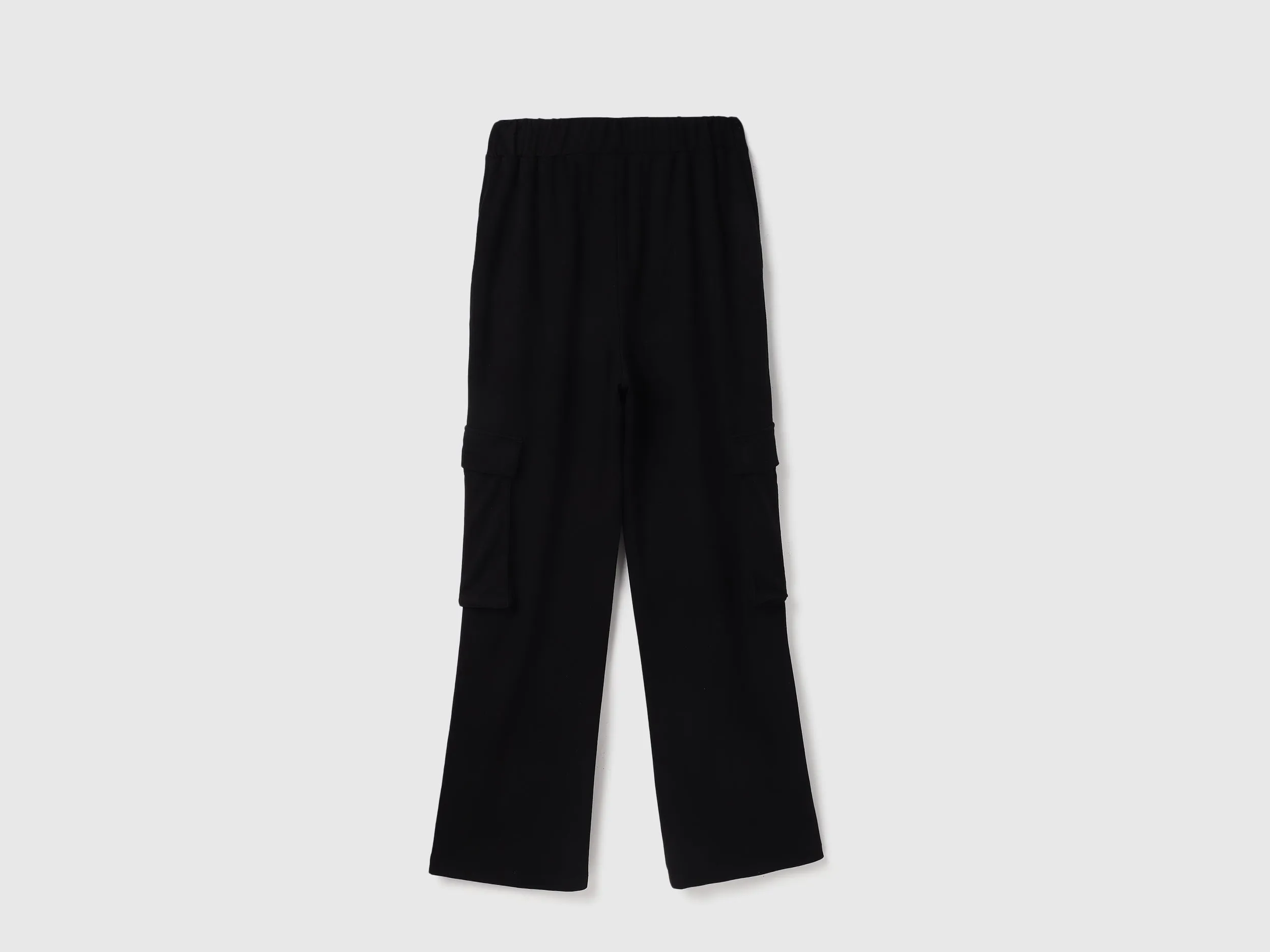 Solid Straight Fit Cargo Pants