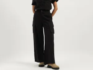 Solid Wide Leg Fit Cargo Pants