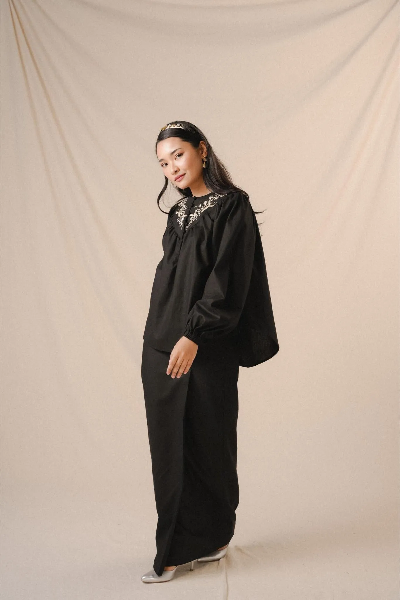 TASNIM KURUNG IN MIDNIGHT
