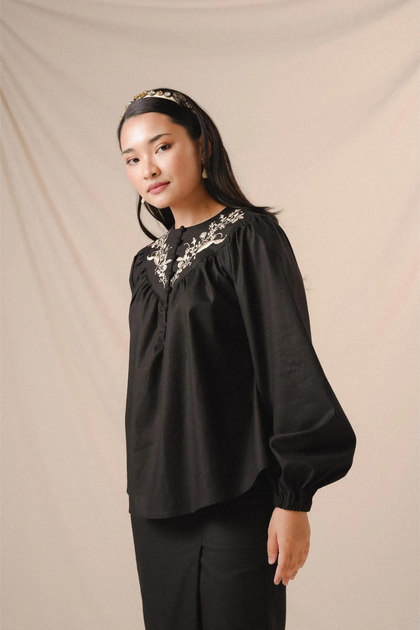 TASNIM KURUNG IN MIDNIGHT
