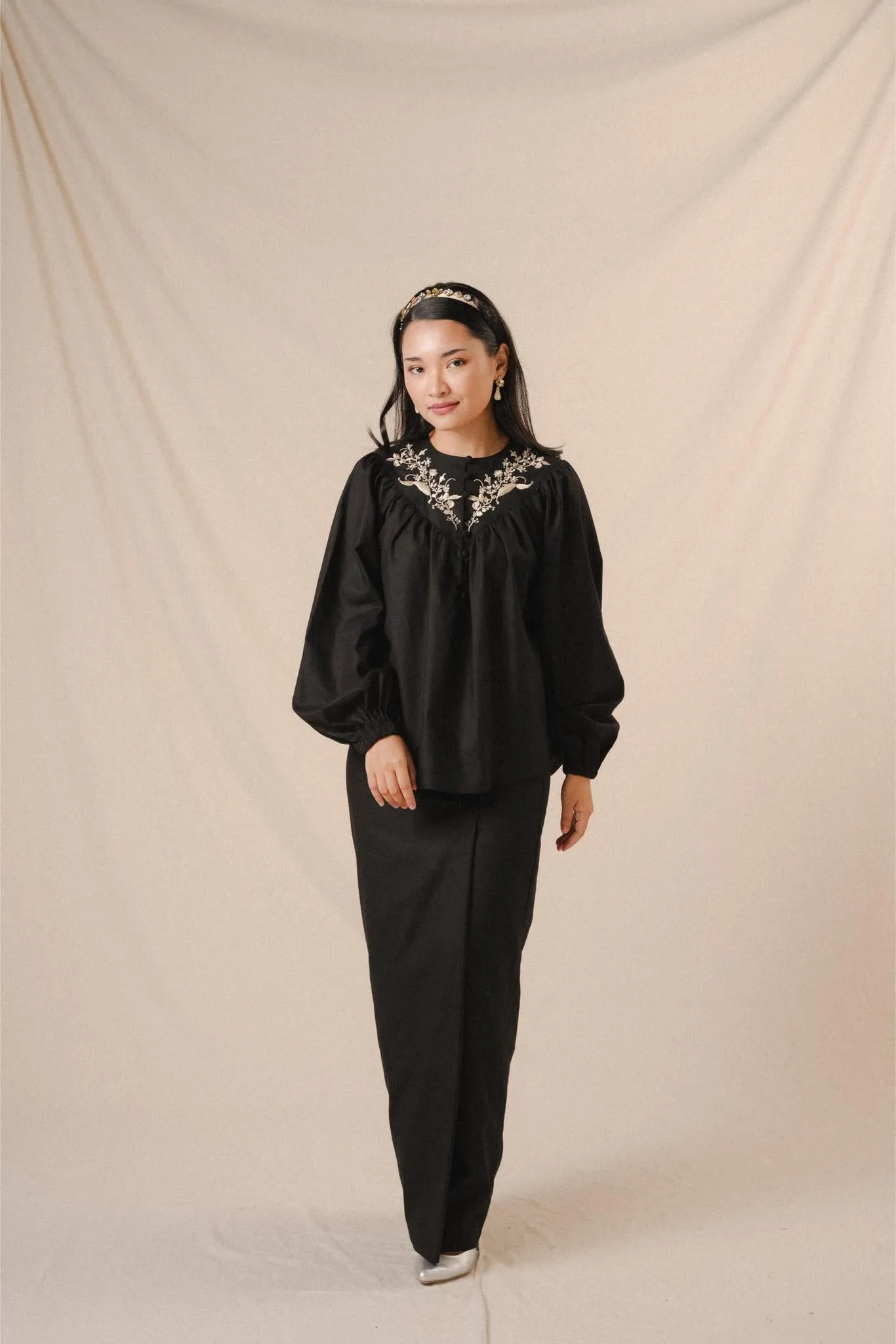TASNIM KURUNG IN MIDNIGHT