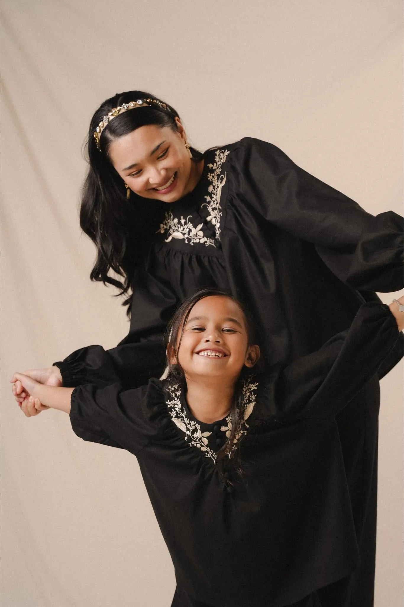 TASNIM KURUNG IN MIDNIGHT