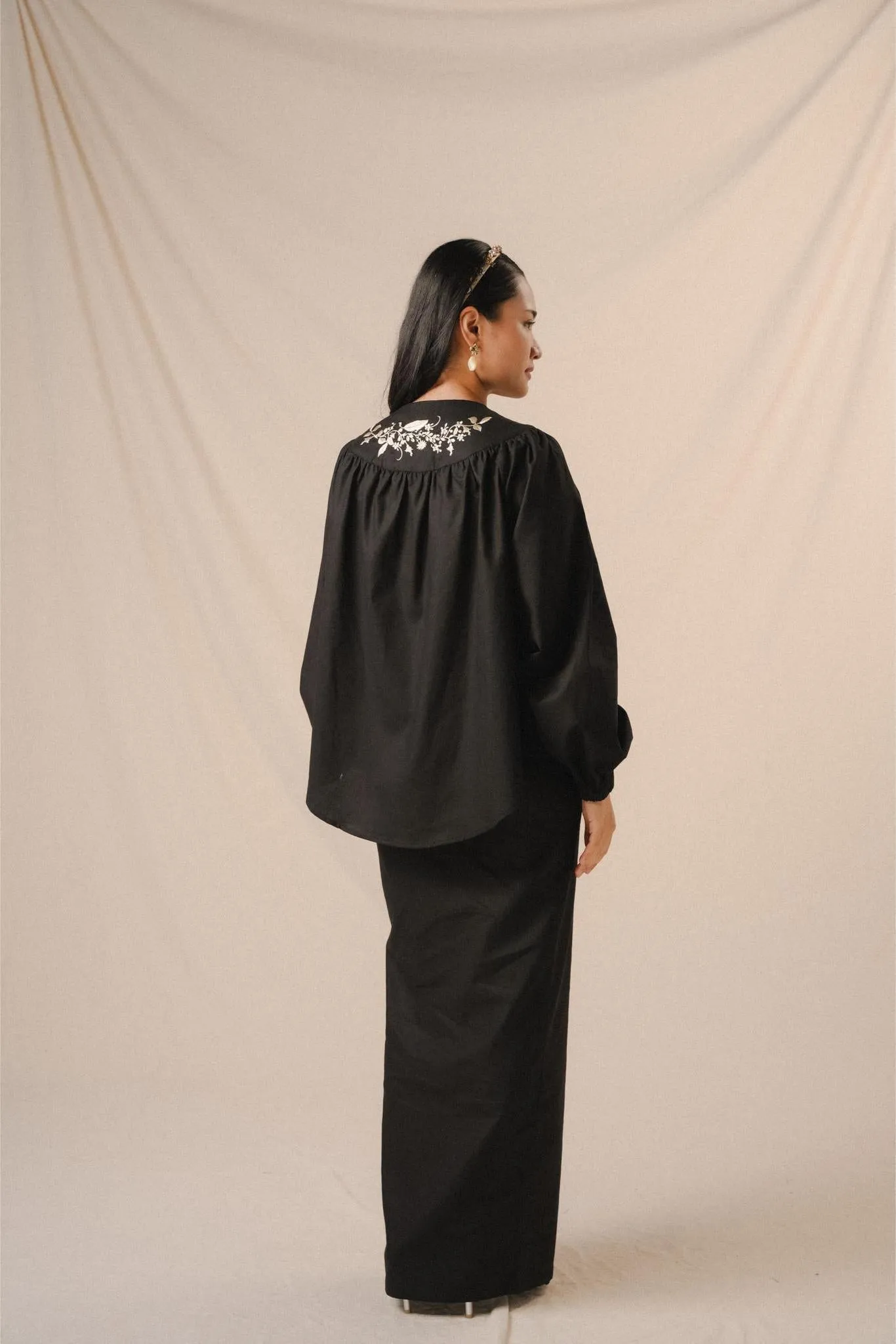 TASNIM KURUNG IN MIDNIGHT