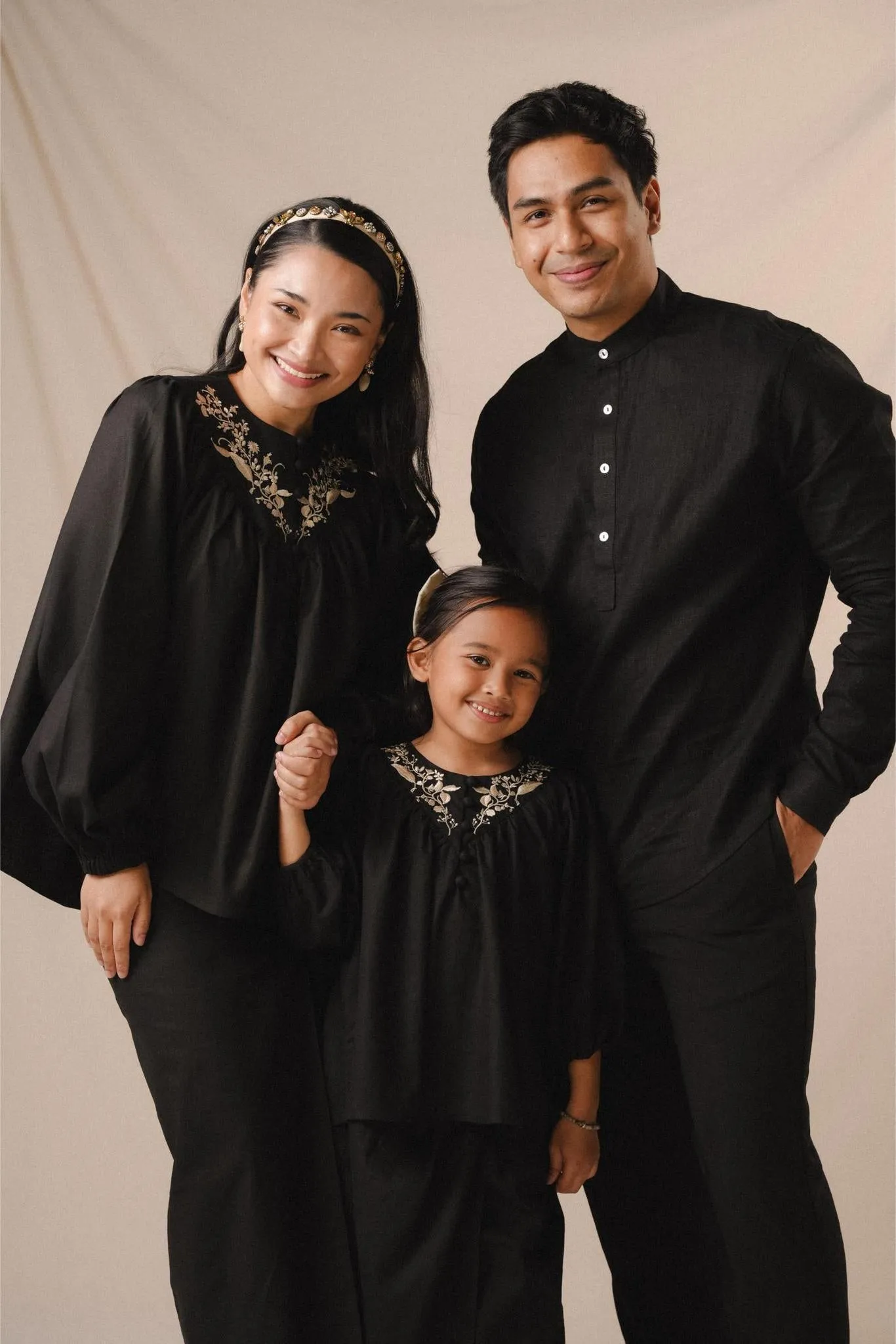 TASNIM KURUNG IN MIDNIGHT