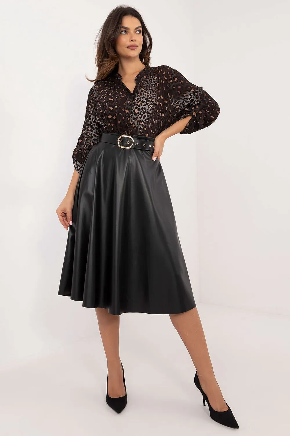 Unique flared cut midi skirt