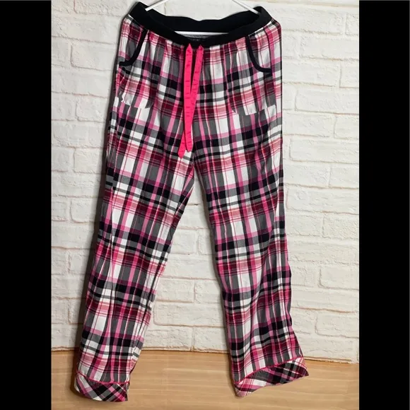 Victorias’ secret Woman 2  pijamas pants size M