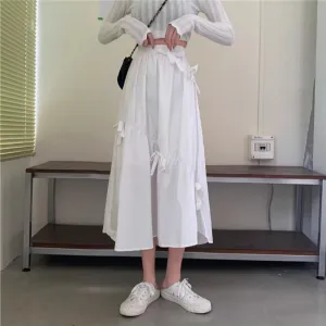 White Flared Skirt With Bow Detail