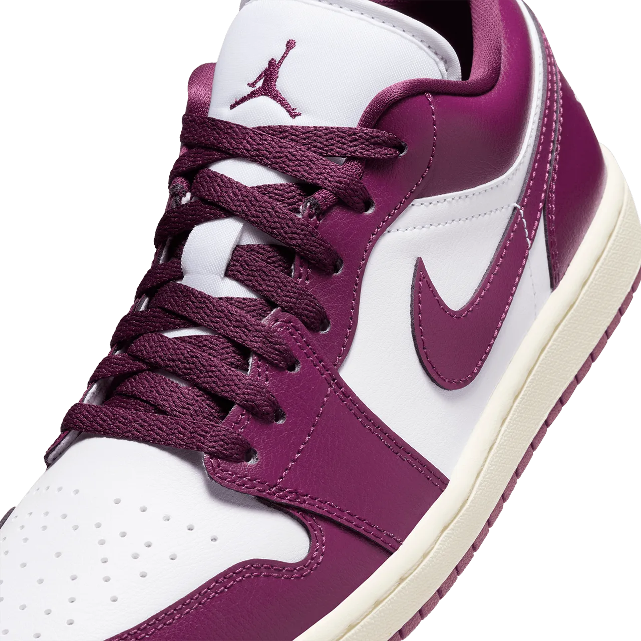 Wmns Air Jordan 1 Low 'White and Bordeaux'