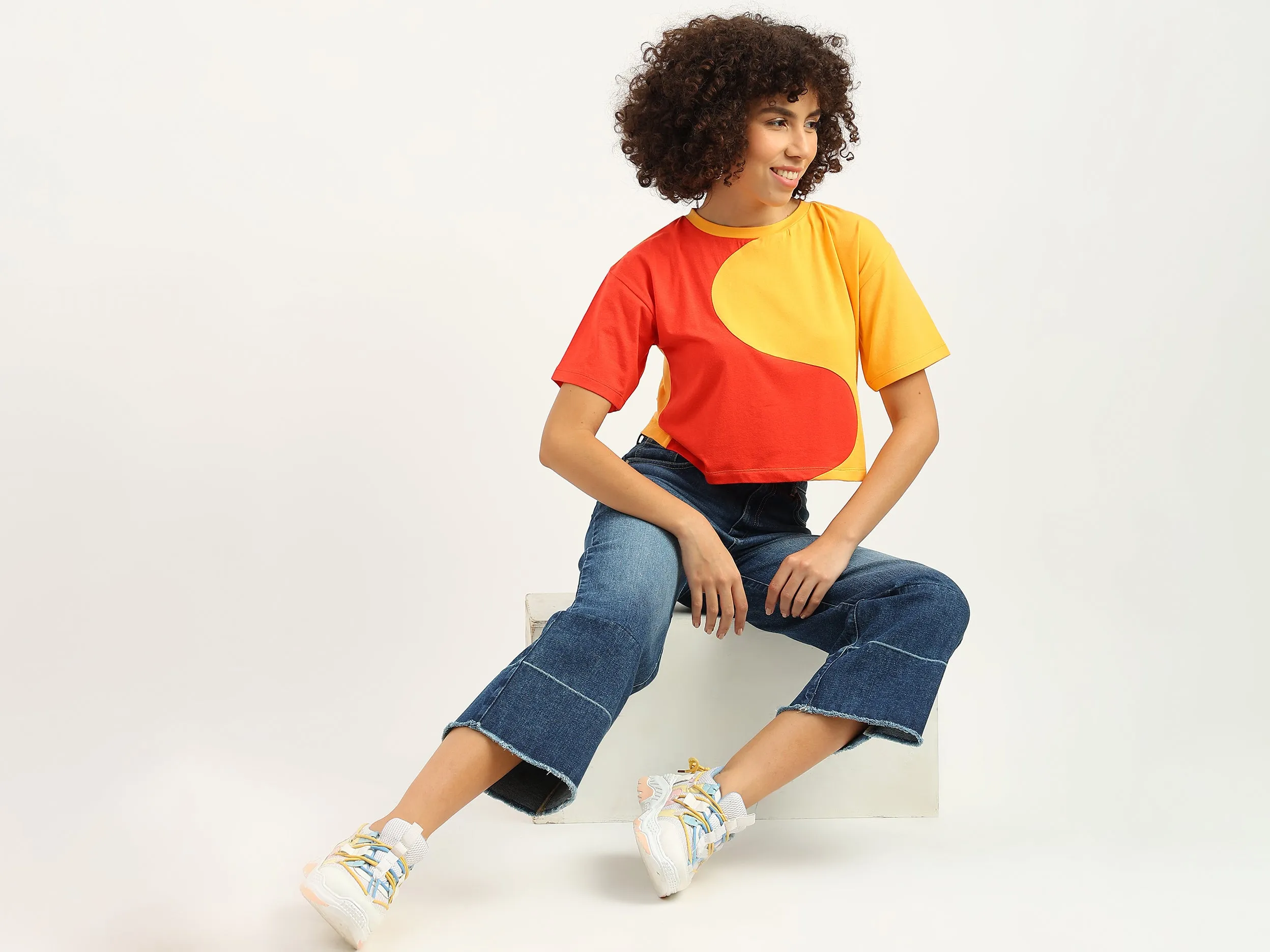 Women Colorblock Round Neck T-Shirt
